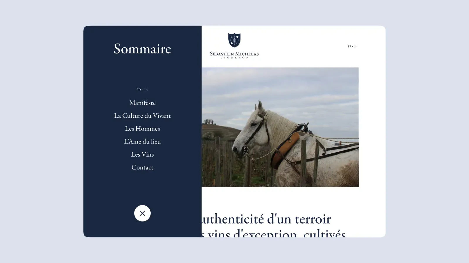 Menu et photo d’un cheval de trait dans les vignes sur le site du Domaine Sébastien Michelas
